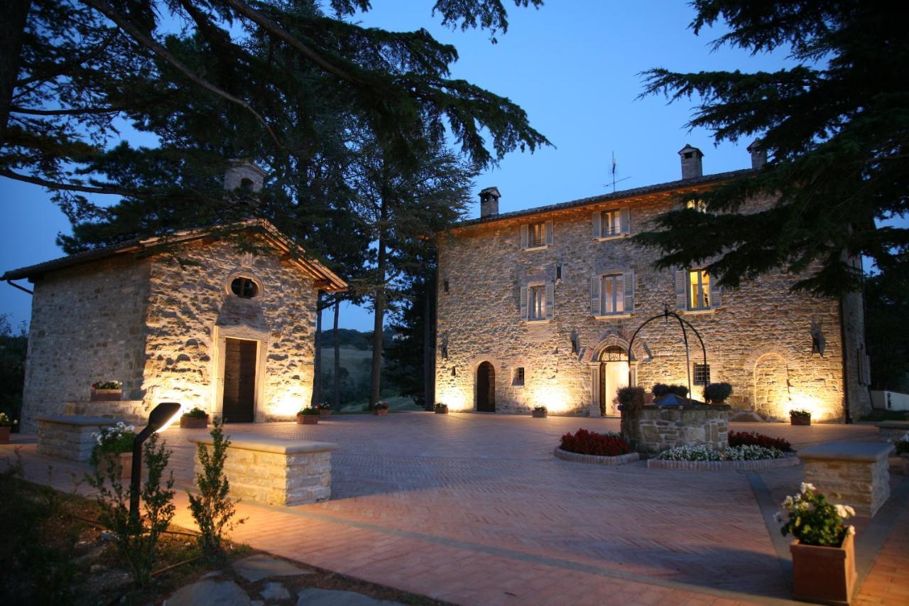 Tenuta Borgo San Michele Gubbio Exterior photo