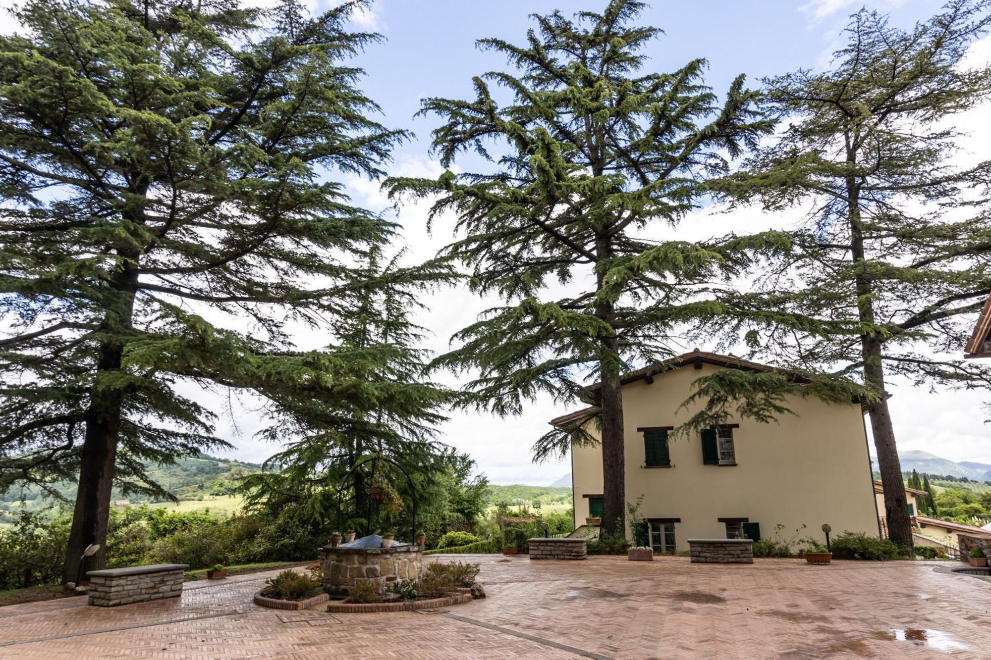 Tenuta Borgo San Michele Gubbio Exterior photo